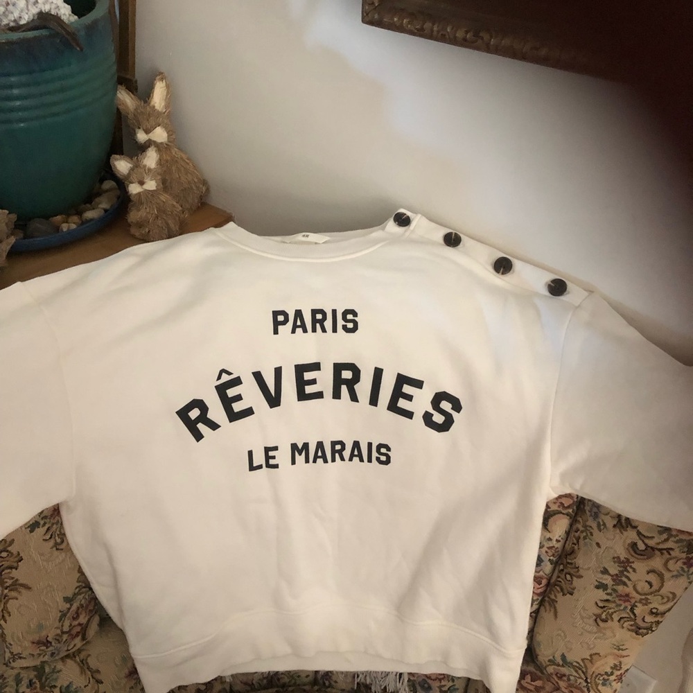 H&M Cream Sweatshirt